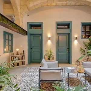 23 Boutique 3*, Il-Furjana Malta