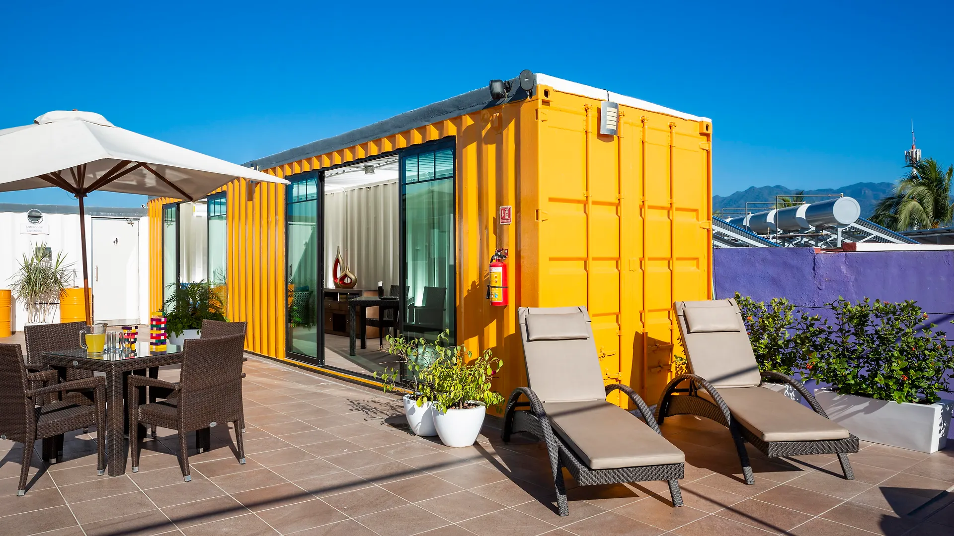 Container Inn Hotel Aeropuerto Puerto Vallarta Mexico