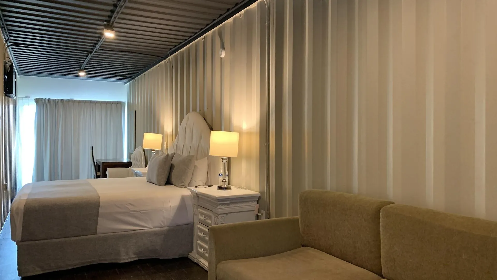 Container Inn Hotel Aeropuerto Puerto Vallarta Mexico